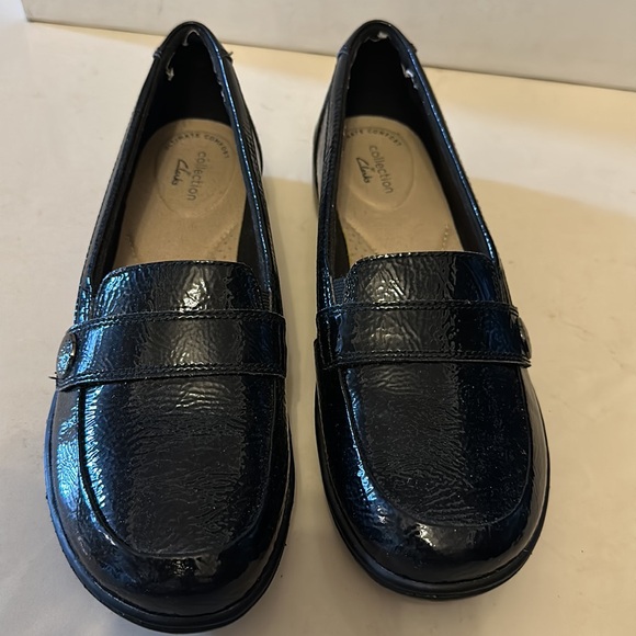 Clarks - Picture 3 of 8